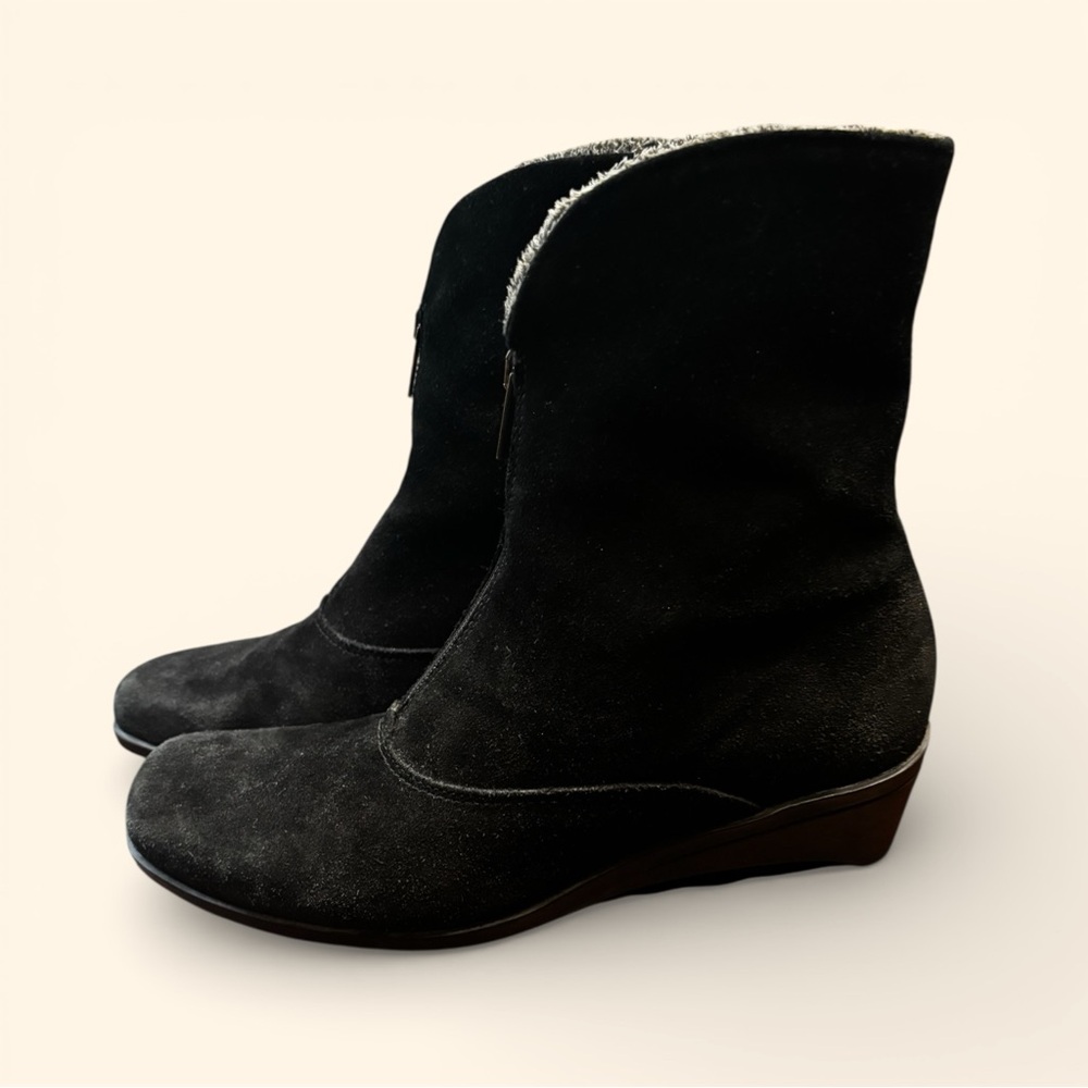La Canadienne Evitta Suede Shearling Wedge Black Booties Front Zip Canada 8 - Picture 7 of 10